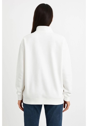 Üç İplik Dık Yaka Yarım Fermuarlı Sweatshirt - Beyaz -vlmr Beyaz