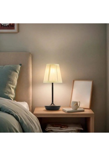 Geeroyoo Klasik Tarzlı Yatak Odası Lambası, 3 Renk Aydınlatma, Uzun Süre Kullanıma Dayanıklı Pil İle Lüks Atmosfer Siyah