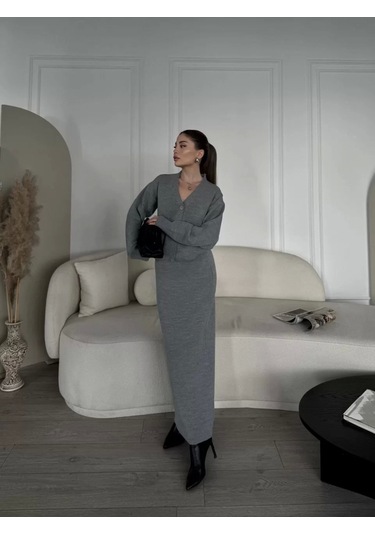 V Yaka 3 Düğmeli Hırka Takım Triko İkili Etekli - Gri Gri