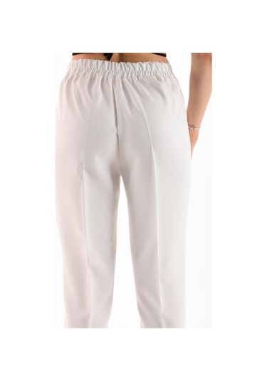 Ttl Arka Kemer Lastikli Ön Düz Yanlarda Cepli Şık Pantolon Beyaz