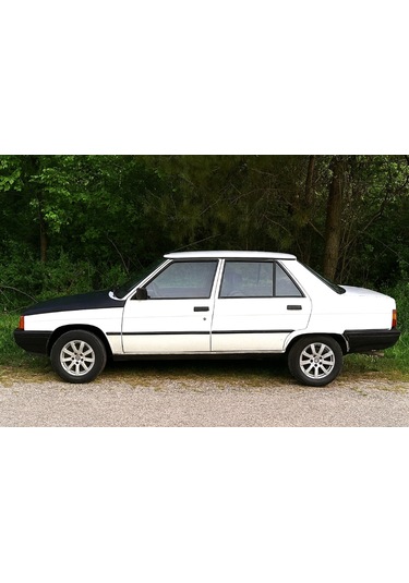 Renault 9 Ön Kaput Koruma Maskesi Siyah Suni Deri Araca Özel Tasarım 1 Adet