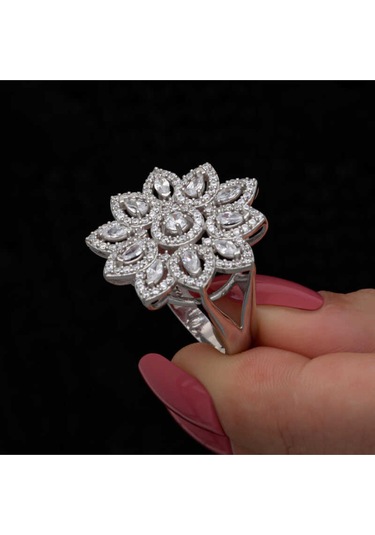 Casera's Gümüş Zirkon Taşlı Çiçek Kadın Set Csr2185579 Gümüş