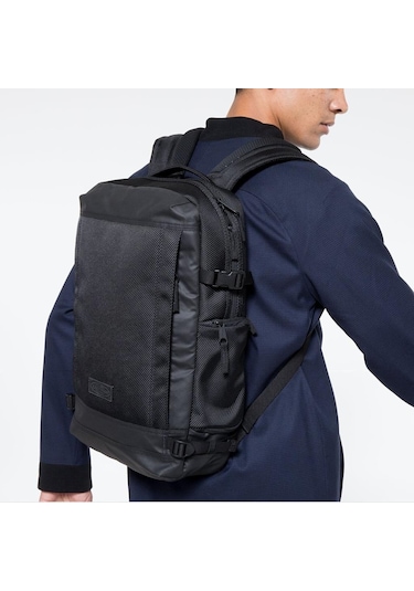 Eastpak Tecum M Cnnct Coat Notebook Laptop Sırt Çantası Ek91D80W