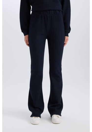 DeFacto 2'li Takım Basic Düz Bisiklet Yaka Üst Esnek Belli Uzun Alt E3841AXNSNV241 Lacivert DeFacto 2'li Takım Basic Düz Bisiklet Yaka Üst Esnek Belli Uzun Alt E3841AXNSNV241 Lacivert