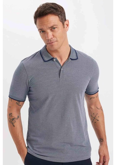 DeFacto Slim Fit Dar Kesim Polo Yaka Kısa Kollu Pamuklu Tişört D0033AXNSNV241 DeFacto Slim Fit Dar Kesim Polo Yaka Kısa Kollu Pamuklu Tişört D0033AXNSNV241