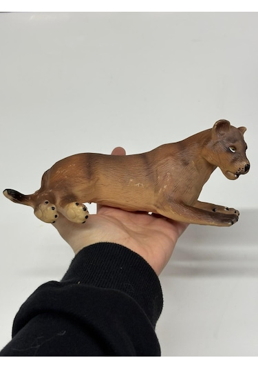Plastik Oyuncak Büyük Boy Hayvan Puma Dağ Aslanı 17 Cm