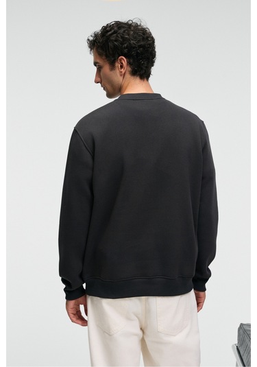 Grimelange IRVING Erkek Yuvarlak Yaka Göğsü Ve Önü Regular Fit Antrasit Sweatshirt Grimelange IRVING Erkek Yuvarlak Yaka Göğsü Ve Önü Regular Fit Antrasit Sweatshirt
