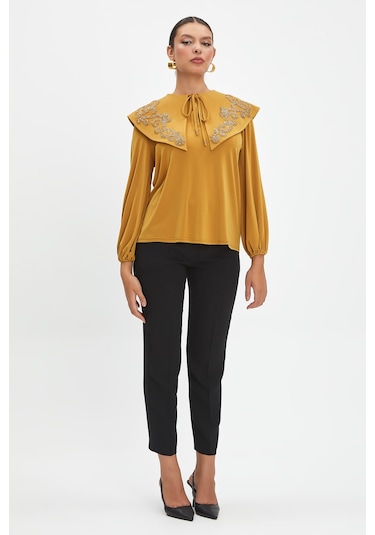 Parıltılı İşlemeli Zarif Yaka Tasarımlı, Balon Kollu Şık Bluz - Özel Günler Ve Günlük Kullanım İçin İdeal SAFRAN Parıltılı İşlemeli Zarif Yaka Tasarımlı, Balon Kollu Şık Bluz - Özel Günler Ve Günlük Kullanım İçin İdeal SAFRAN