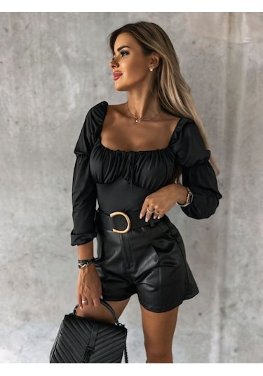 Soonaksesuar Kadın Uzun Kollu Kare Yaka Göğüs Büzgü Detay Sandy Bluz Siyah
