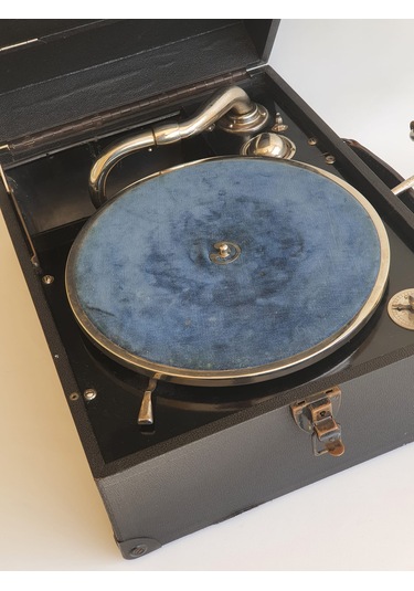 Saturn Antika Çanta Gramofon 070