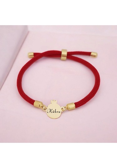 Kübra İsmine Özel 14 Ayar Altın Plakalı Nar Motifli İpek Örgülü Hediye Bileklik-323isim-kırmızı Altın