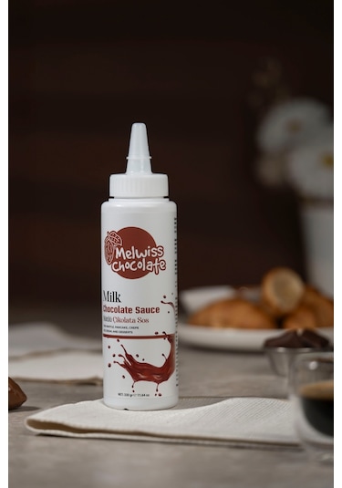 Melwiss Chocolate Sütlü Çikolata Sosu - Waffle Krep Pankek Sosu 330 G