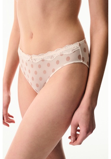 Penti Mesh Slip Krema Pembesi