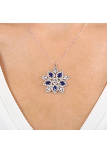 Mia vento Pırlanta Montür Sentetik Safir Kraliçe Yıldızı Gümüş Kolye