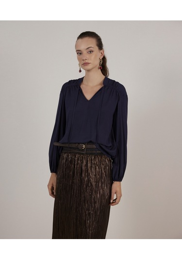Yargıcı Önü Bağlamalı Bluz Lacivert