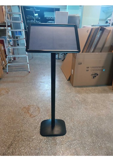 A3 Siyah Renk Ayaklı Alüminyum Yönlendirme Menü Panosu Yönlendirme 30x42x110cm