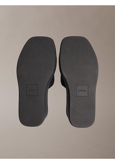 Calvin Klein Kadın Wedge Canvas Detaylı Sandalet-14745 Siyah Calvin Klein Kadın Wedge Canvas Detaylı Sandalet-14745 Siyah