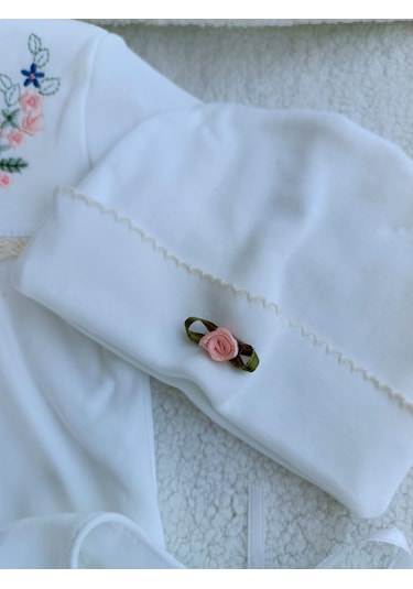 Yeni Doğan Kız Bebek Bahardalı Nakışlı Hastane Çıkışı Zıbın Seti