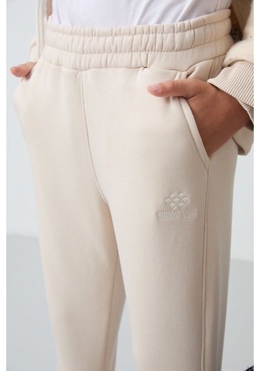 Tommy Life Bej Pamuklu Kalın İçi Tüylü Yumuşak Dokulu Standart Fit Nakışlı Erkek Çocuk Eşofman Takım - 11256 Bej