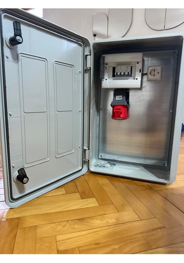 22 Kw 5/32 Vıko Pano 60 40 20 Cm Seyyar Taşınabilir Elektrikli Araç Şarj Cihazı Kombinasyon Kutusu Besleme Panosu Kullanıma Hazır Vıko/panasonic Sigorta Ve Kaçak Akım Rolesi 22kw 22.0 KW