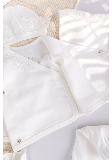 Güpürlü %100 Pamuk 5'li Kız Bebek Hastane Çıkışı Bebek Takım