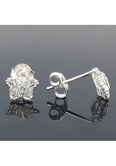 925 Ayar Gümüş Yıldız Küpe