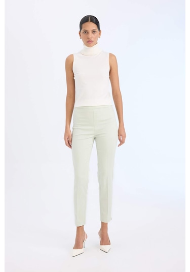 DeFacto Sigaret Saten Kumaş Pantolon Normal Bel Düz Paça J8743AZ25SMGN1251