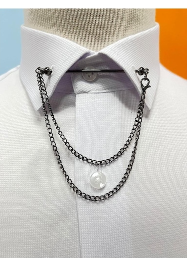 Siyah Zincir Detay Yaka Iğnesi Siyah