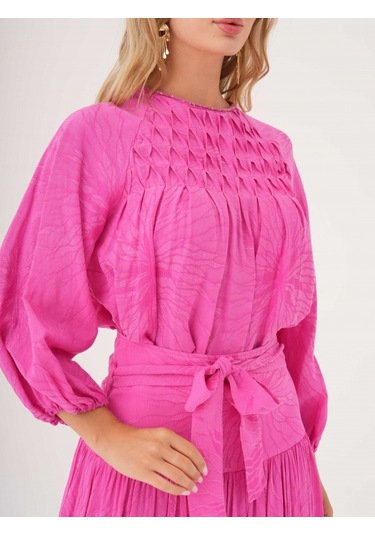 Büzgü Detaylı Kuşaklı Viskon Ve Keten Karışımlı Bluz FUŞYA