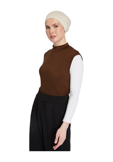 Organik Kolsuz Balıkçı Yaka Likralı Kadın Sıfır Kol Body Çikolata