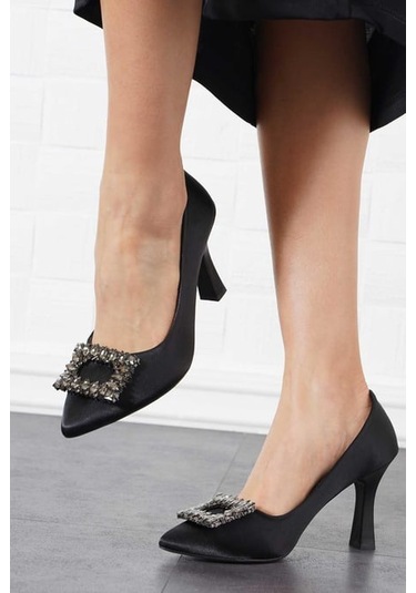 Feles Kare Taş Detaylı Stiletto Kadın Topuklu Ayakkabı Siyah