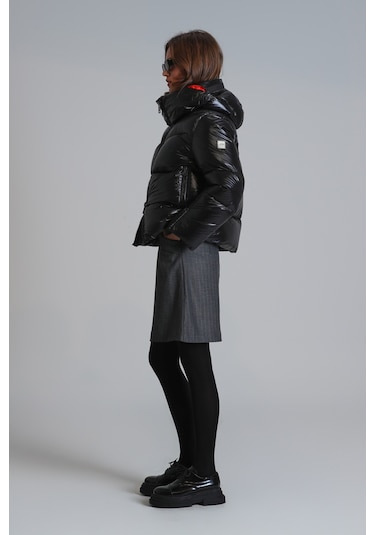 Lufian Shay Kaz Tüyü Kadın Mont Siyah Siyah 122120026100100 Siyah Lufian Shay Kaz Tüyü Kadın Mont Siyah Siyah 122120026100100 Siyah