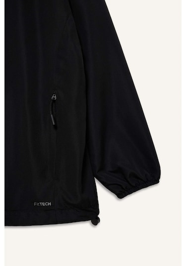 DeFactoFit Su İtici Kapüşonlu Fermuarlı Esnek Dokulu Mevsimlik Baharlık Mont D6086AX25SPBK81 Siyah