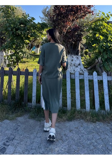 Haki Pamuk Yandan Çizgili Midi Takım Haki