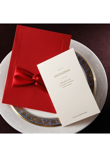 Shineyee 10 Adet Kırmızı Bow Kumaşlı Davetiye Seti - Zarf + Boş İç Kart + Kılıf + Askı, Düğün & Parti İçin Elegan Tasarım