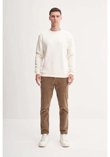 Cazador Kalın Diyagonal Dokulu %100 Pamuk 3 İplik Regular Fit Sweatshirt 25k Ekru Cazador Kalın Diyagonal Dokulu %100 Pamuk 3 İplik Regular Fit Sweatshirt 25k Ekru