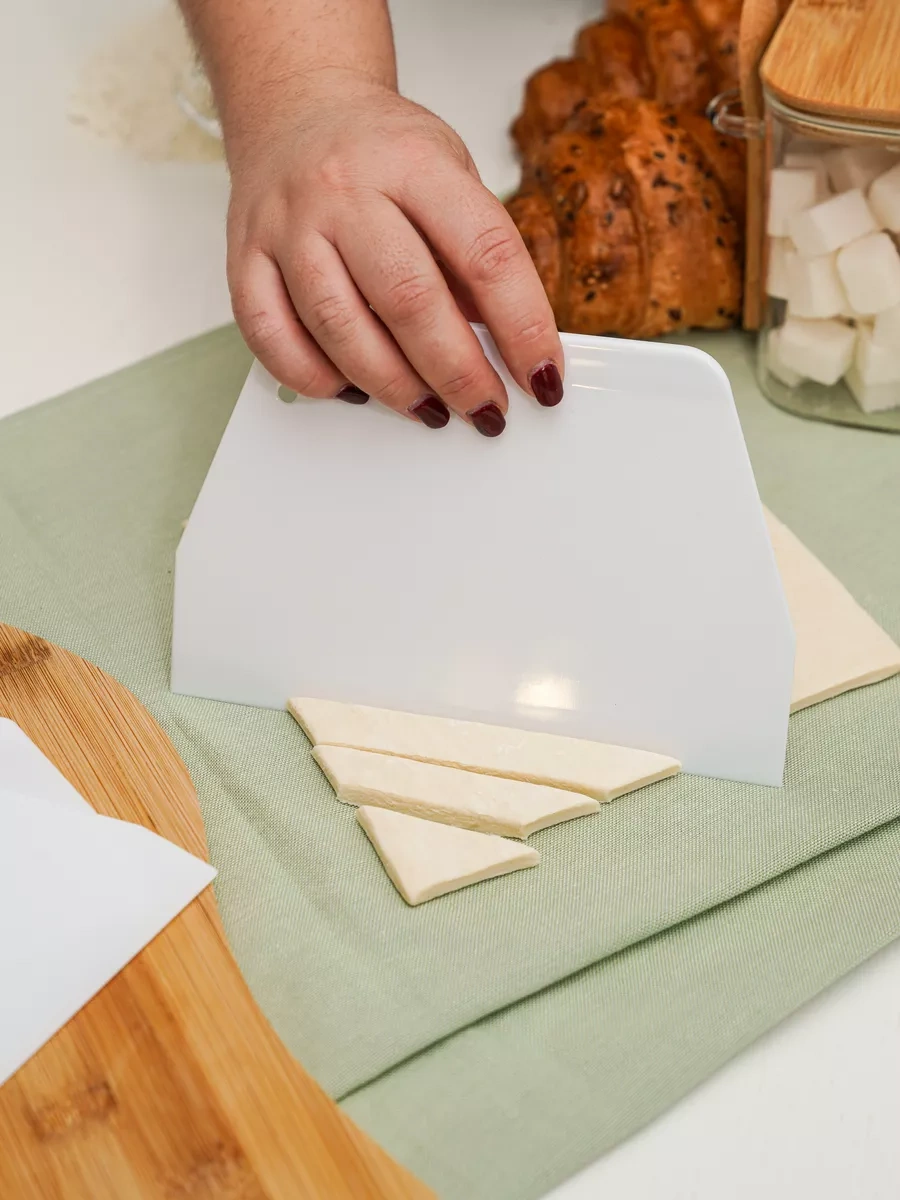 Topichome Hamur İçin Plastik Pasta Spatulası 19 Cm 47426610 Beyaz