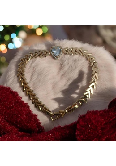 Altın İşçiliğinde Baget Kalpli Çelik Bileklik Altın