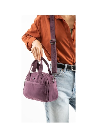 Kadın Omuz Çantası Elde Tutmalı Çapraz Askılı Postacı Bayan Çantası 20 27 Cm Astarlı Hafif Kumaş Mor