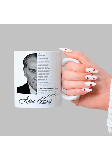 Siyah-beyaz Atatürk Baskılı Gençliğe Hitabe Yazılı Beyaz Kupa