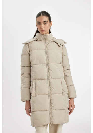 DeFacto Puffer Şişme Uzun Mont Parka Su İtici Regular Kalıp Çıkarılabilir Kapüşonlu A1315AX24WNBG284 Bej