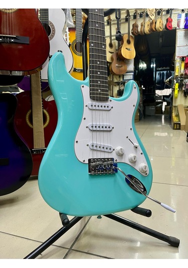 3 Sıngle Yeşil Renk Elektro Gitar Kılıf Pena Dahil Kod 5408