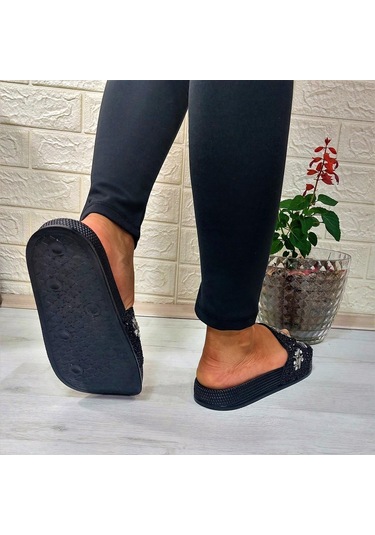 Pienn 20622 Siyah Taşlı Şık Kadın Terlik Siyah