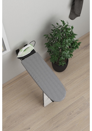 Duvara Monte Katlana Bilir Ütü Masası