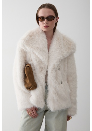 Beyaz Britney Kürk - 8900 Beyaz