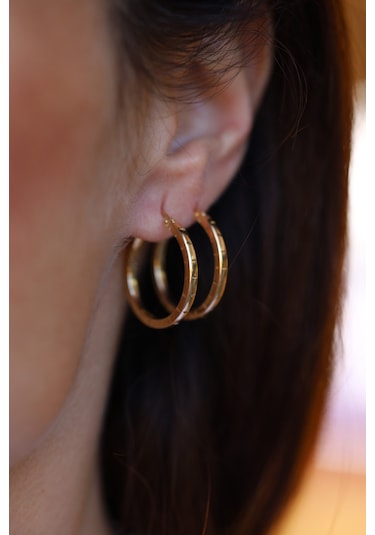 14 Ayar Altın Çizgi Detaylı Geniş Halka Küpe-2 Kp10485