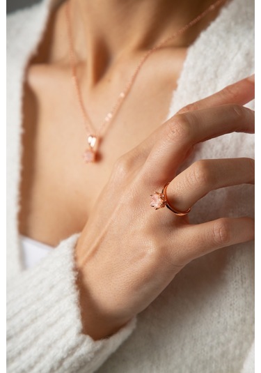 Kadın Rose Kaplama Beyaz Taşlı Lotus Çiçeği Kolye Yüzük  Set Rose Gold