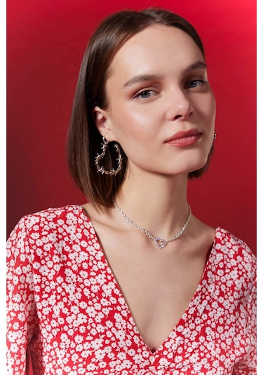 DeFacto V Yaka Çiçekli Maroken Mini Kısa Kollu Kırmızı Elbise B0127AX24SPRD227 DeFacto V Yaka Çiçekli Maroken Mini Kısa Kollu Kırmızı Elbise B0127AX24SPRD227