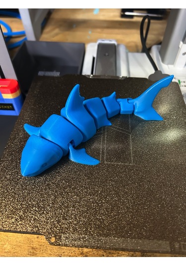 Mavi Renk Köpek Balığı 13cm Hhreketli Figur Pla Doğal Malzeme