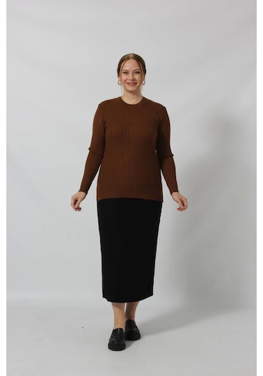 Taş İşleme Detaylı Çizgi Örgü Desenli Kazak Tarçın